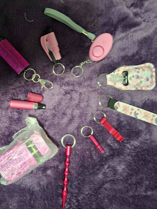 Accessories - NWOT Paisly Design Safety Keychain w/Pepper Spray